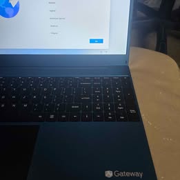 Ultra slim Windows 11 - Gateway