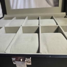 10 Space Luxury Watch Case