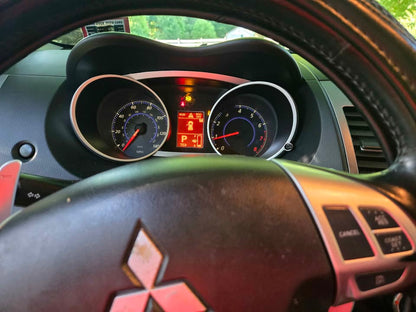 2009 Mitsubishi outlander XLS Sport Utility 4D
