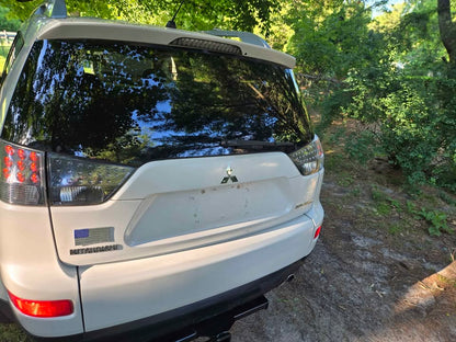 2009 Mitsubishi outlander XLS Sport Utility 4D