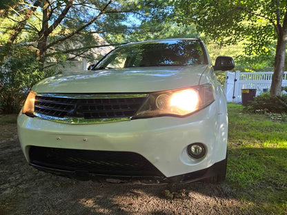 2009 Mitsubishi outlander XLS Sport Utility 4D