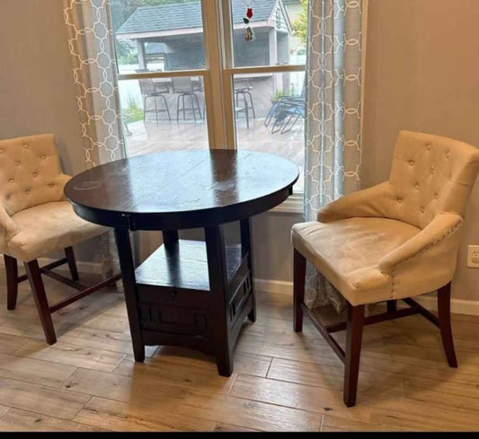 Counter high Table and chairs (Pub set)
