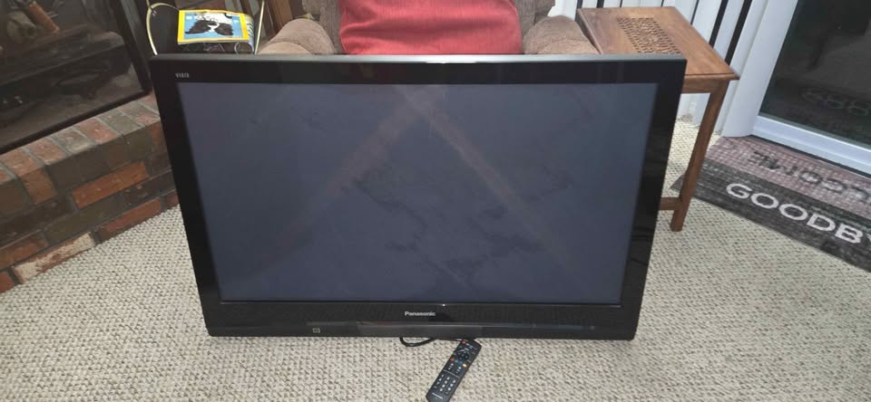 Panasonic 42in 1080HD viera TV