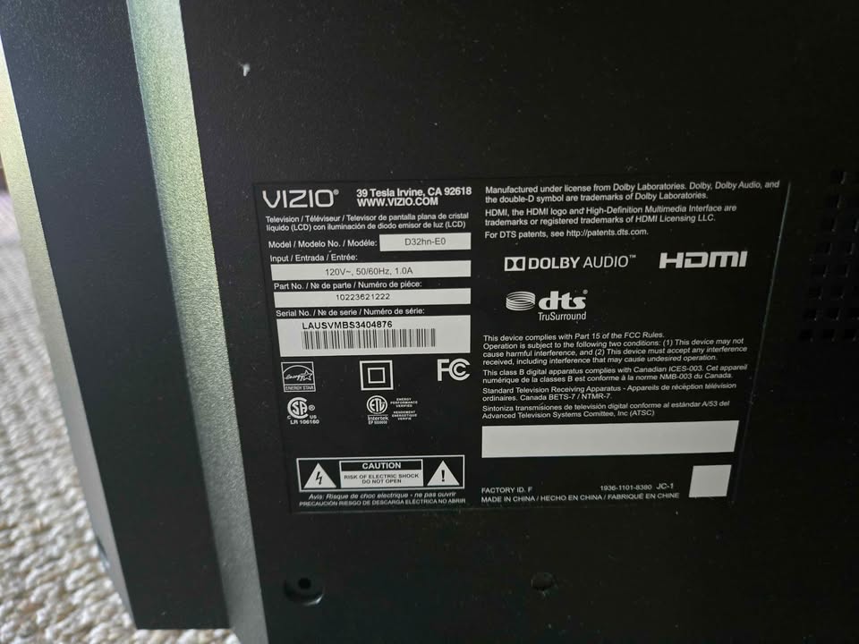 Vizio 32in Roku included flat screen D series
