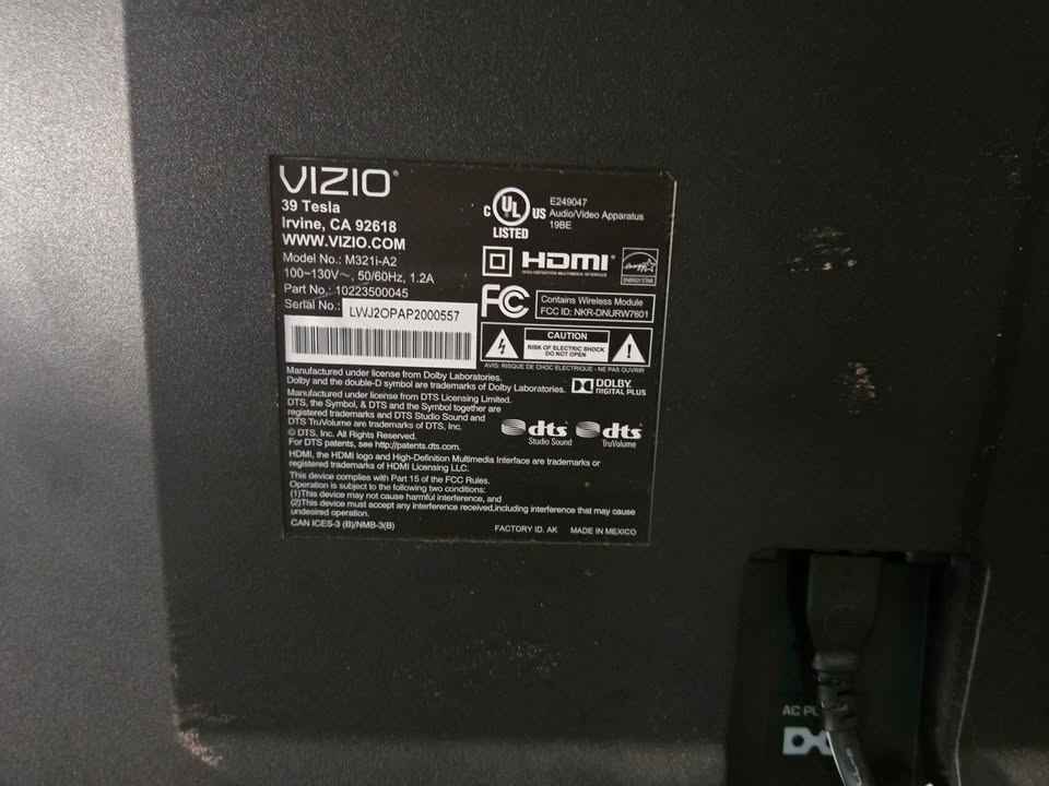 32in Smart Vizio HD tv