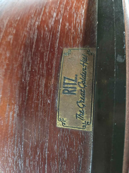 Antique Radio by Thomas collection