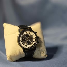 Geneva black sportsman watch