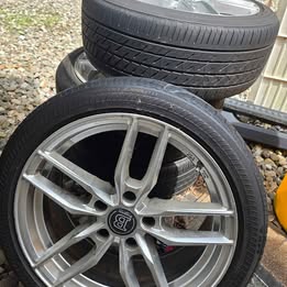 Rims and tires 18in (4)